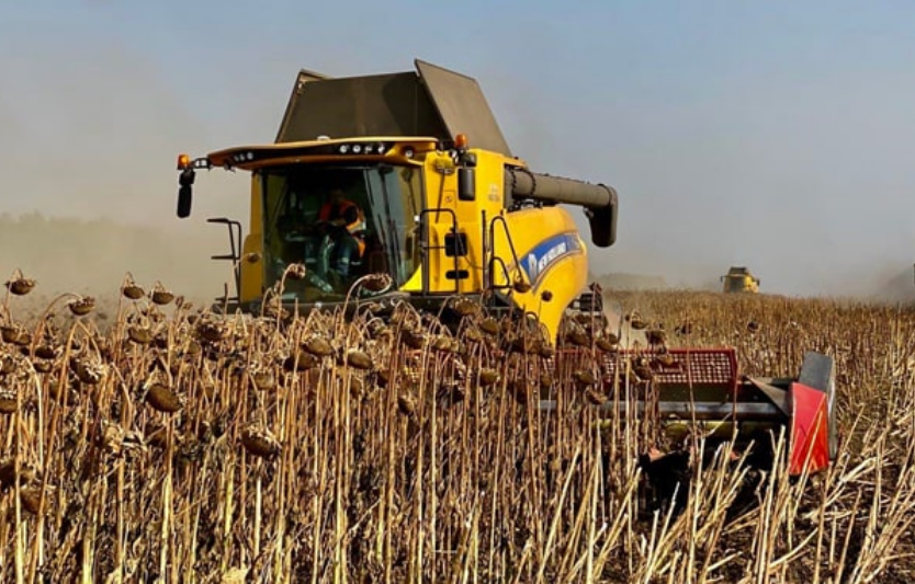 Україна: хід жнив на 10 жовтня — 67% площ, 33 млн т